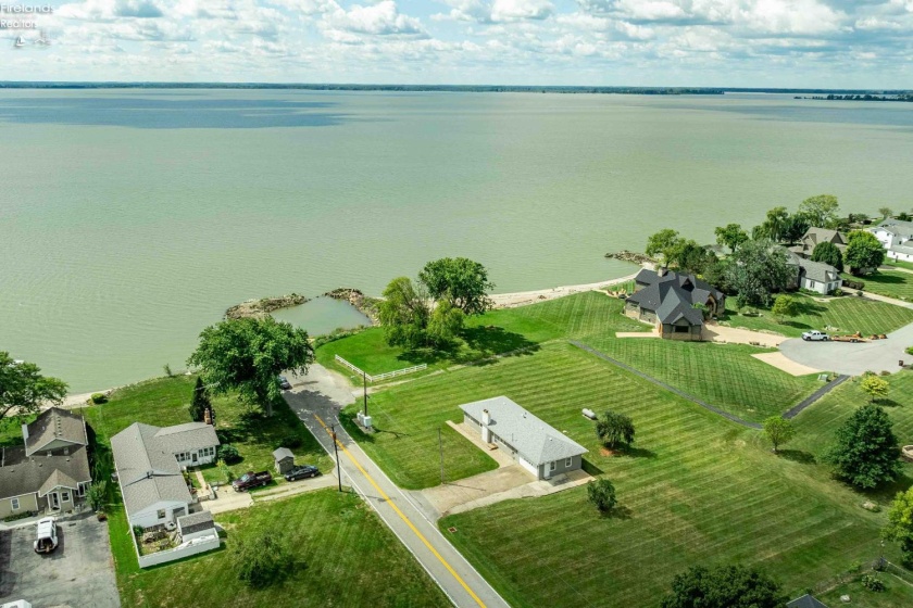 1982 Fulton Street, Port Clinton, 43452, 2 Bedrooms Bedrooms, ,1 BathroomBathrooms,Residential,For Sale,Fulton,20260540