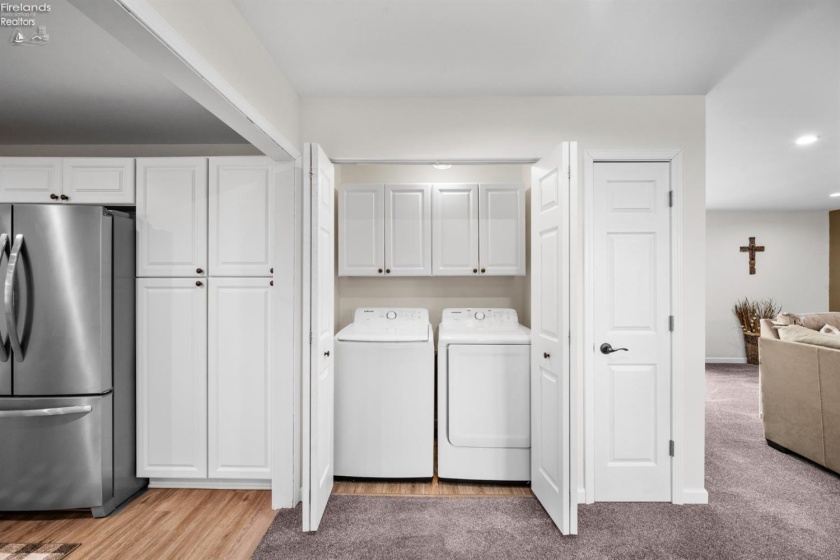 619 Alice Street, Port Clinton, 43452, 2 Bedrooms Bedrooms, ,2 BathroomsBathrooms,Residential,For Sale,Alice,20260543