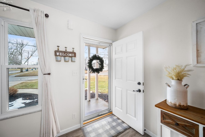 619 Alice Street, Port Clinton, 43452, 2 Bedrooms Bedrooms, ,2 BathroomsBathrooms,Residential,For Sale,Alice,20260543