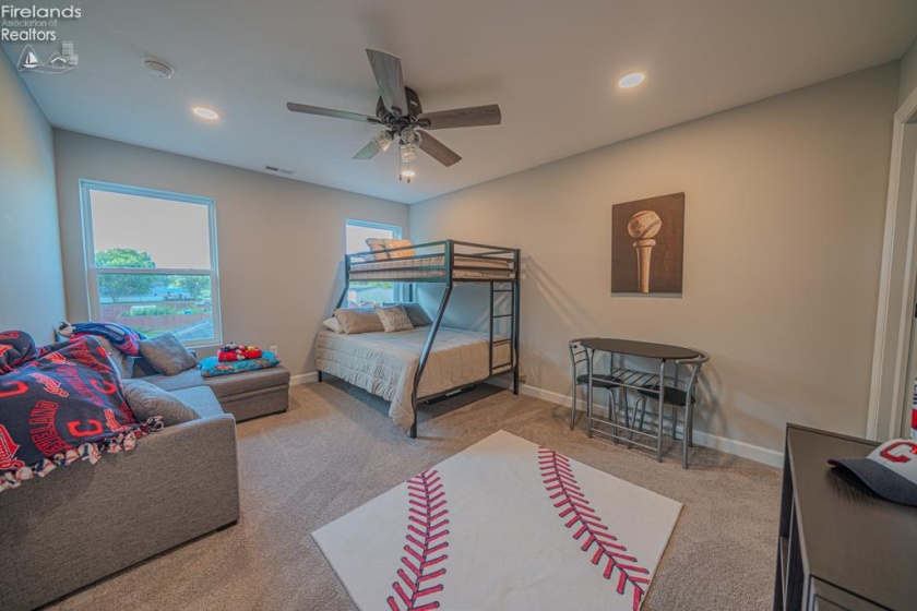 1990 Lockwood, Port Clinton, 43452, 3 Bedrooms Bedrooms, ,3 BathroomsBathrooms,Residential,For Sale,Lockwood,20260534