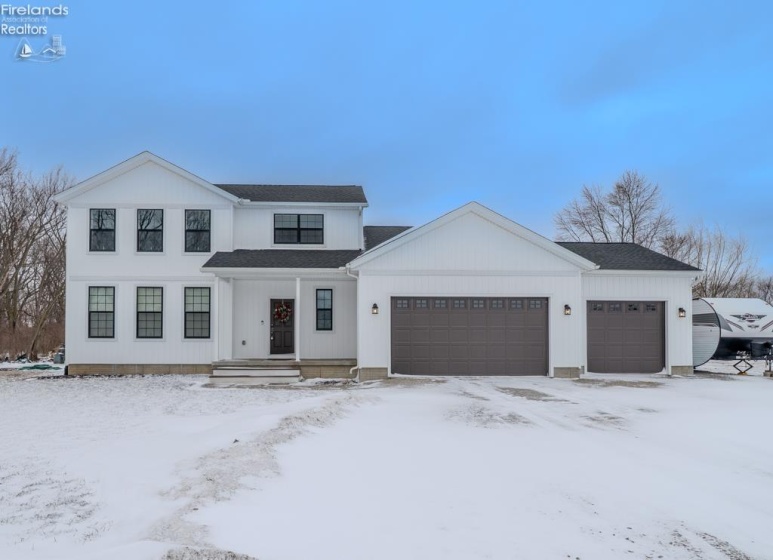 1990 Lockwood, Port Clinton, 43452, 3 Bedrooms Bedrooms, ,3 BathroomsBathrooms,Residential,For Sale,Lockwood,20260534