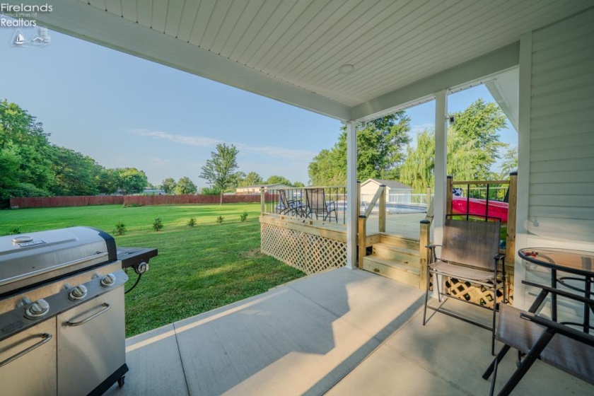 1990 Lockwood, Port Clinton, 43452, 3 Bedrooms Bedrooms, ,3 BathroomsBathrooms,Residential,For Sale,Lockwood,20260534