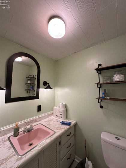 502 Main Street, Clyde, 43410, 4 Bedrooms Bedrooms, ,2 BathroomsBathrooms,Residential,For Sale,Main,20260551