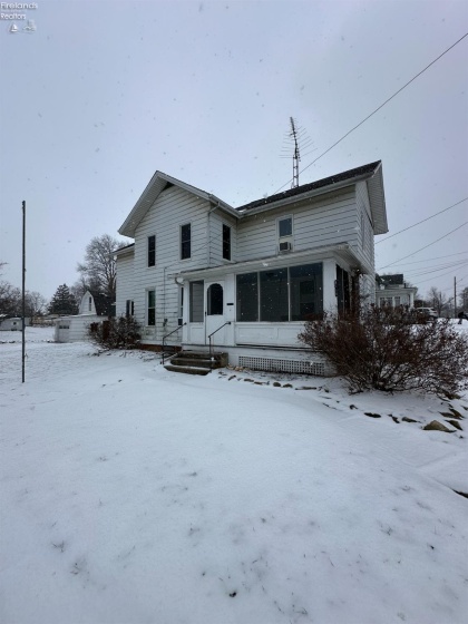 502 Main Street, Clyde, 43410, 4 Bedrooms Bedrooms, ,2 BathroomsBathrooms,Residential,For Sale,Main,20260551