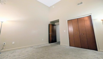 401 SHORELINE Drive, Sandusky, 44870, 2 Bedroom Bedrooms, ,2 BathroomBathrooms,Residential,For Sale,SHORELINE,20260522
