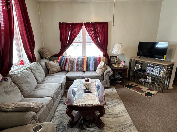 14428 TR 88, Attica, 44807, 5 Bedrooms Bedrooms, ,1 BathroomBathrooms,Residential,For Sale,TR 88,20260547