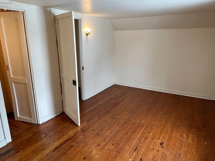 14428 TR 88, Attica, 44807, 5 Bedrooms Bedrooms, ,1 BathroomBathrooms,Residential,For Sale,TR 88,20260547