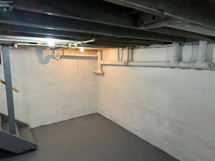 14428 TR 88, Attica, 44807, 5 Bedrooms Bedrooms, ,1 BathroomBathrooms,Residential,For Sale,TR 88,20260547