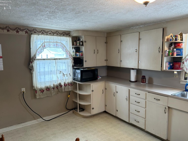 14428 TR 88, Attica, 44807, 5 Bedrooms Bedrooms, ,1 BathroomBathrooms,Residential,For Sale,TR 88,20260547