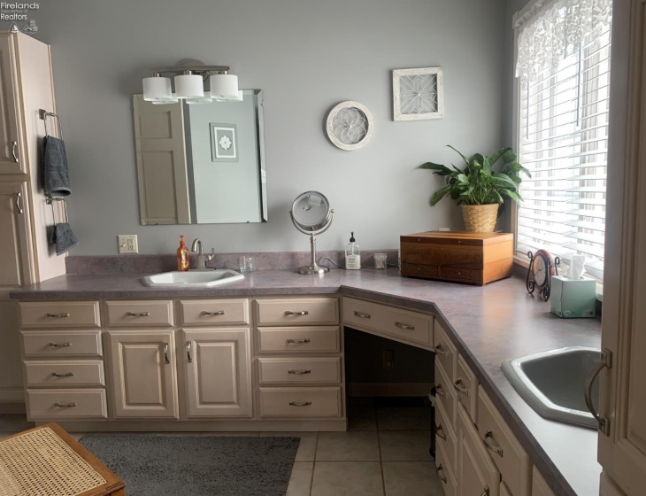 4308 River Road, Norwalk, 44857, 3 Bedrooms Bedrooms, ,4 BathroomsBathrooms,Residential,For Sale,River,20260552