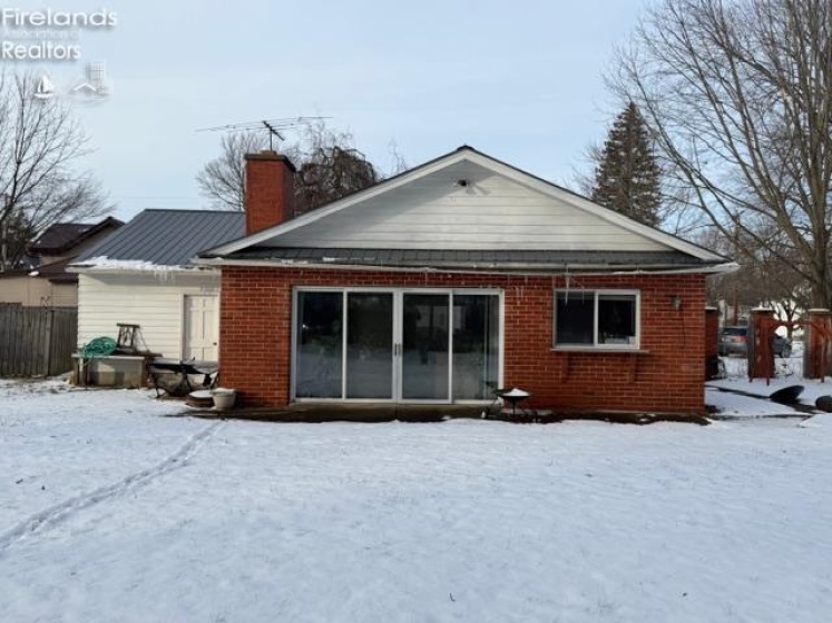 152 Main Street, New London, 44851, 4 Bedrooms Bedrooms, ,2 BathroomsBathrooms,Residential,For Sale,Main,20260348