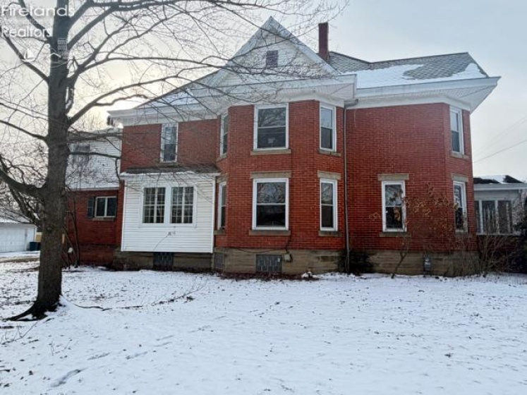 152 Main Street, New London, 44851, 4 Bedrooms Bedrooms, ,2 BathroomsBathrooms,Residential,For Sale,Main,20260348