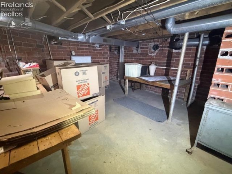 152 Main Street, New London, 44851, 4 Bedrooms Bedrooms, ,2 BathroomsBathrooms,Residential,For Sale,Main,20260348