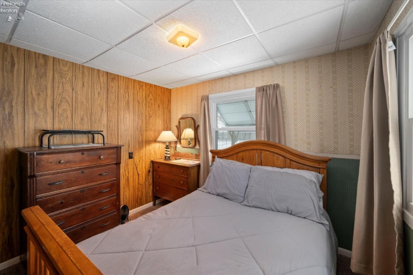 385 Hidden Beach Road, Marblehead, 43440, 1 Bedroom Bedrooms, ,1 BathroomBathrooms,Residential,For Sale,Hidden Beach,20260562