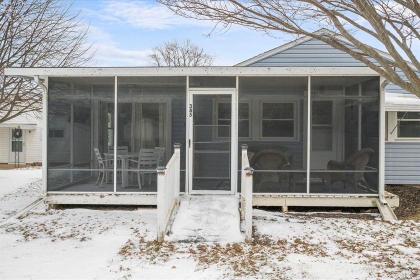 385 Hidden Beach Road, Marblehead, 43440, 1 Bedroom Bedrooms, ,1 BathroomBathrooms,Residential,For Sale,Hidden Beach,20260562