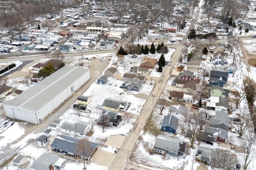 385 Hidden Beach Road, Marblehead, 43440, 1 Bedroom Bedrooms, ,1 BathroomBathrooms,Residential,For Sale,Hidden Beach,20260562