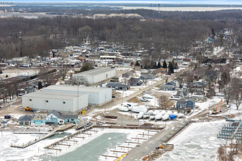 385 Hidden Beach Road, Marblehead, 43440, 1 Bedroom Bedrooms, ,1 BathroomBathrooms,Residential,For Sale,Hidden Beach,20260562