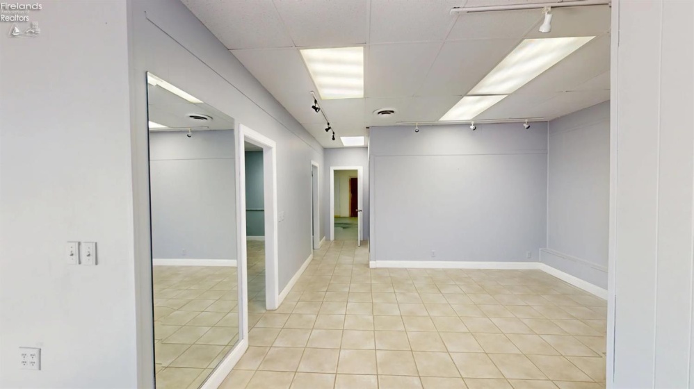 1401 Sycamore Line, Sandusky, 44870, ,Commercial For Lease,For Lease,Sycamore Line,20260576