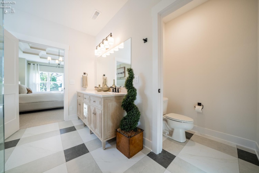 12609 Lake Road, Vermilion, 44089, 3 Bedrooms Bedrooms, ,3 BathroomsBathrooms,Residential,For Sale,Lake,20260568