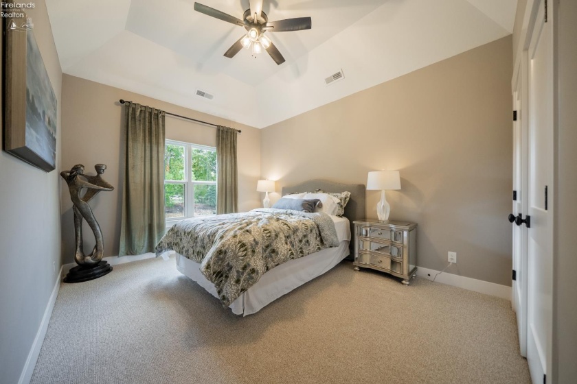 12609 Lake Road, Vermilion, 44089, 3 Bedrooms Bedrooms, ,3 BathroomsBathrooms,Residential,For Sale,Lake,20260568