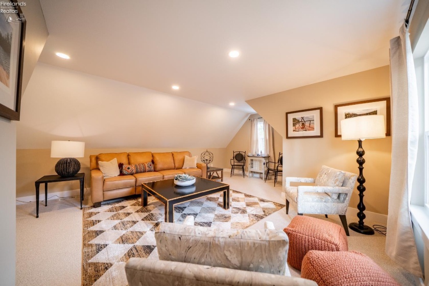 12609 Lake Road, Vermilion, 44089, 3 Bedrooms Bedrooms, ,3 BathroomsBathrooms,Residential,For Sale,Lake,20260568