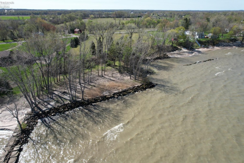 12609 Lake Road, Vermilion, 44089, 3 Bedrooms Bedrooms, ,3 BathroomsBathrooms,Residential,For Sale,Lake,20260568