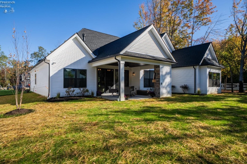 12609 Lake Road, Vermilion, 44089, 3 Bedrooms Bedrooms, ,3 BathroomsBathrooms,Residential,For Sale,Lake,20260568