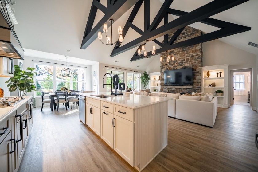 12609 Lake Road, Vermilion, 44089, 3 Bedrooms Bedrooms, ,3 BathroomsBathrooms,Residential,For Sale,Lake,20260568