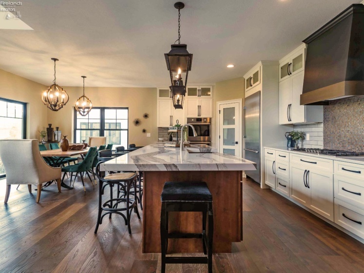 12609 Lake Road, Vermilion, 44089, 4 Bedrooms Bedrooms, ,4 BathroomsBathrooms,Residential,For Sale,Lake,20260567