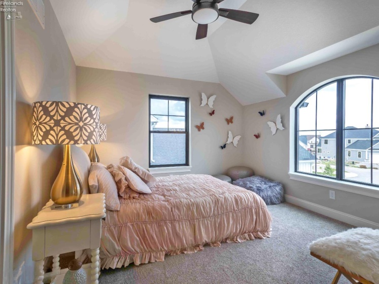 12609 Lake Road, Vermilion, 44089, 4 Bedrooms Bedrooms, ,4 BathroomsBathrooms,Residential,For Sale,Lake,20260567