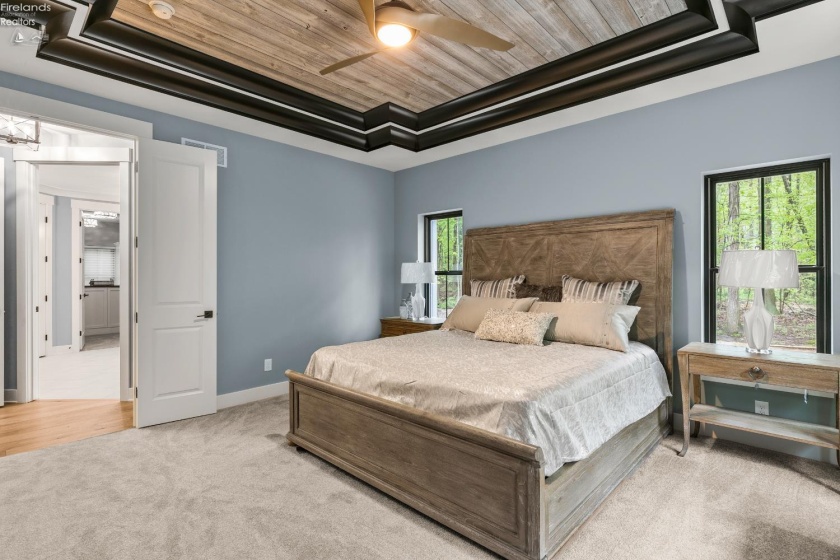 12609 Lake Road, Vermilion, 44089, 4 Bedrooms Bedrooms, ,5 BathroomsBathrooms,Residential,For Sale,Lake,20260566