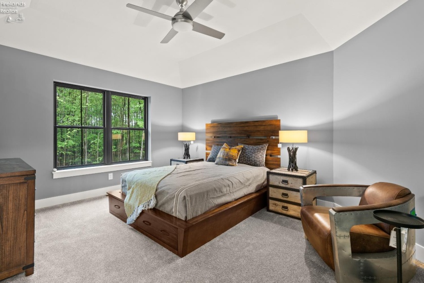 12609 Lake Road, Vermilion, 44089, 4 Bedrooms Bedrooms, ,5 BathroomsBathrooms,Residential,For Sale,Lake,20260566