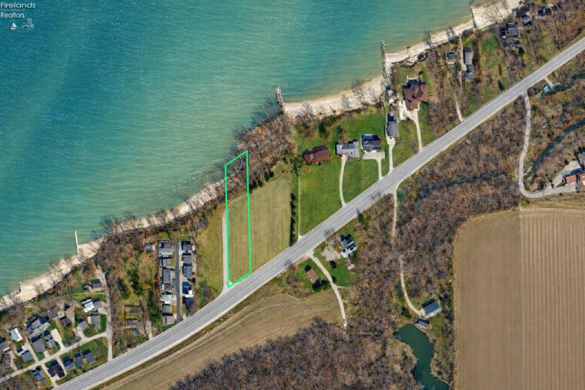 12609 Lake Road, Vermilion, 44089, 4 Bedrooms Bedrooms, ,5 BathroomsBathrooms,Residential,For Sale,Lake,20260566