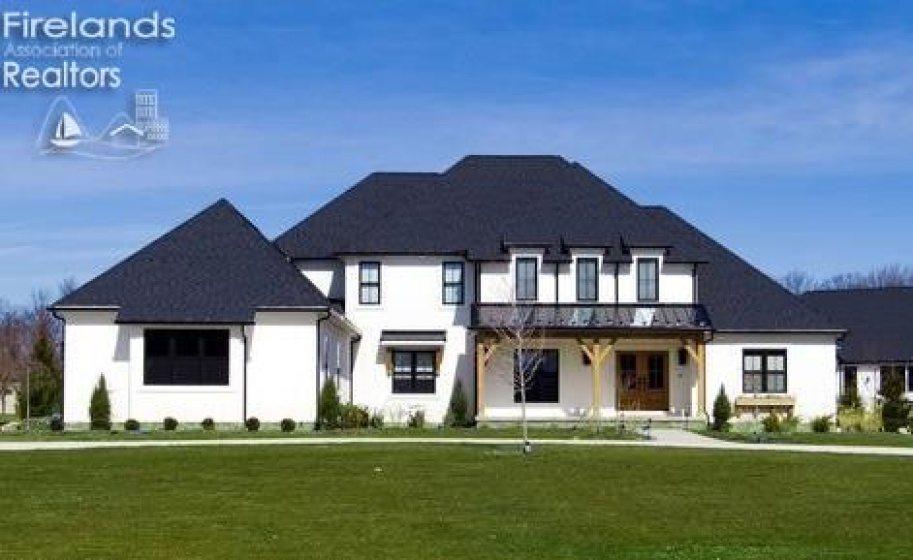 12609 Lake Road, Vermilion, 44089, 4 Bedrooms Bedrooms, ,5 BathroomsBathrooms,Residential,For Sale,Lake,20260566