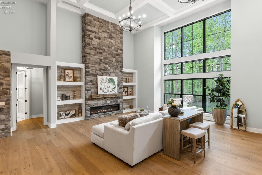 12609 Lake Road, Vermilion, 44089, 4 Bedrooms Bedrooms, ,5 BathroomsBathrooms,Residential,For Sale,Lake,20260566