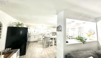 183 Driftwood, Port Clinton, 43452, 2 Bedrooms Bedrooms, ,1 BathroomBathrooms,Residential,For Sale,Driftwood,20260461