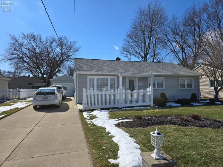 2802 Bayview Lane, Sandusky, 44870, 3 Bedrooms Bedrooms, ,1 BathroomBathrooms,Residential,For Sale,Bayview,20260575