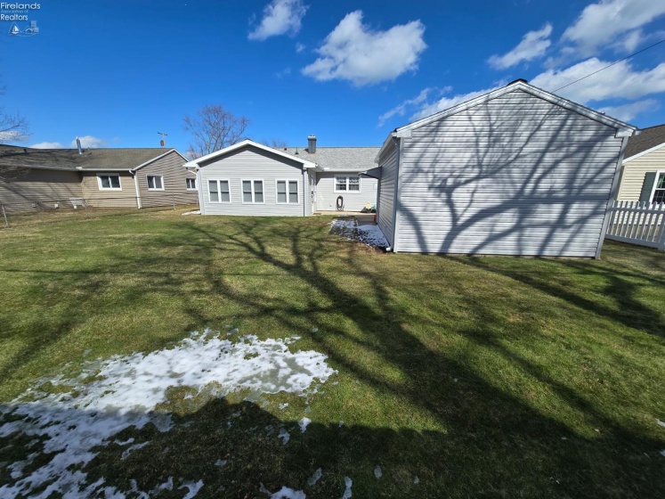 2802 Bayview Lane, Sandusky, 44870, 3 Bedrooms Bedrooms, ,1 BathroomBathrooms,Residential,For Sale,Bayview,20260575