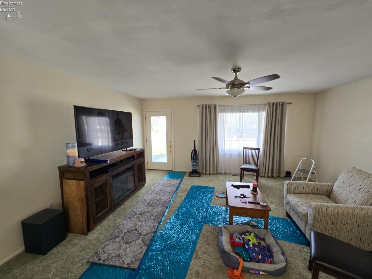 2802 Bayview Lane, Sandusky, 44870, 3 Bedrooms Bedrooms, ,1 BathroomBathrooms,Residential,For Sale,Bayview,20260575