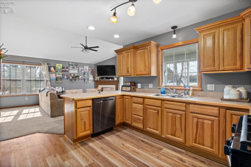 34 Cherdon Circle, Wakeman, 44889, 3 Bedrooms Bedrooms, ,2 BathroomsBathrooms,Residential,For Sale,Cherdon,20260580