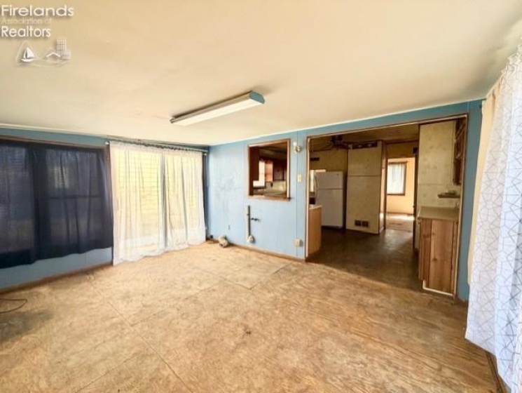 1302 Fleetwood Drive, Fremont, 43420, 3 Bedrooms Bedrooms, ,2 BathroomsBathrooms,Residential,For Sale,Fleetwood,20260586