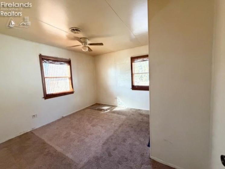 1302 Fleetwood Drive, Fremont, 43420, 3 Bedrooms Bedrooms, ,2 BathroomsBathrooms,Residential,For Sale,Fleetwood,20260586