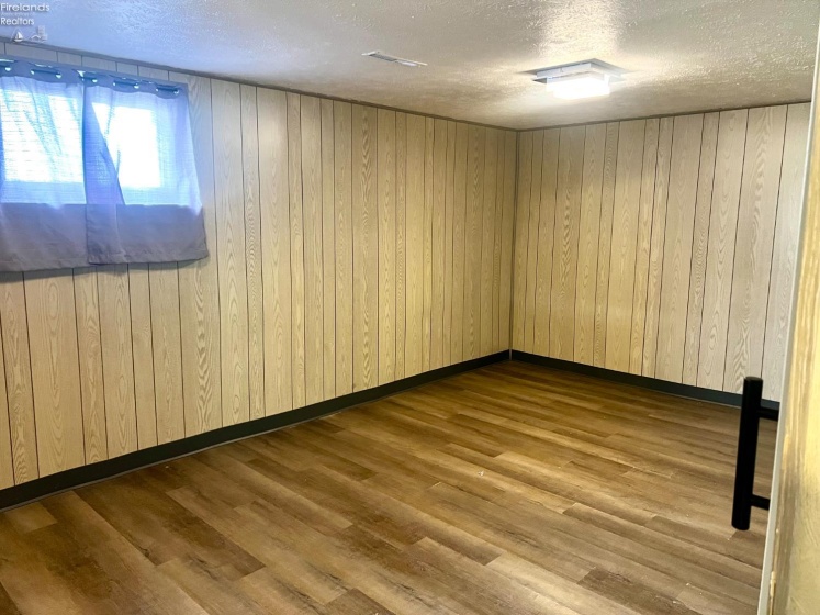 2912 Park Lane, Sandusky, 44870, 3 Bedrooms Bedrooms, ,2 BathroomsBathrooms,Residential,For Sale,Park,20260584