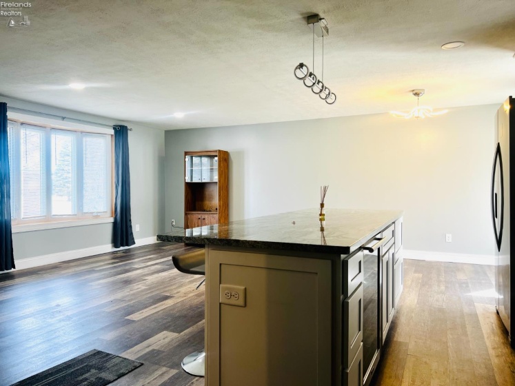 2912 Park Lane, Sandusky, 44870, 3 Bedrooms Bedrooms, ,2 BathroomsBathrooms,Residential,For Sale,Park,20260584