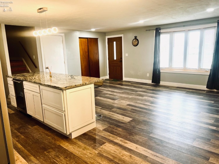 2912 Park Lane, Sandusky, 44870, 3 Bedrooms Bedrooms, ,2 BathroomsBathrooms,Residential,For Sale,Park,20260584