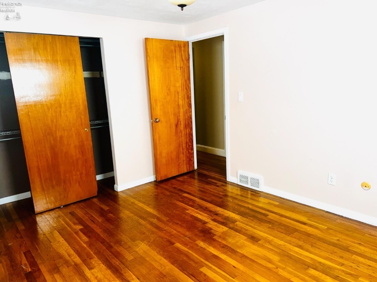 2912 Park Lane, Sandusky, 44870, 3 Bedrooms Bedrooms, ,2 BathroomsBathrooms,Residential,For Sale,Park,20260584