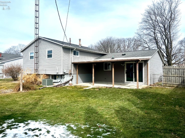 2912 Park Lane, Sandusky, 44870, 3 Bedrooms Bedrooms, ,2 BathroomsBathrooms,Residential,For Sale,Park,20260584