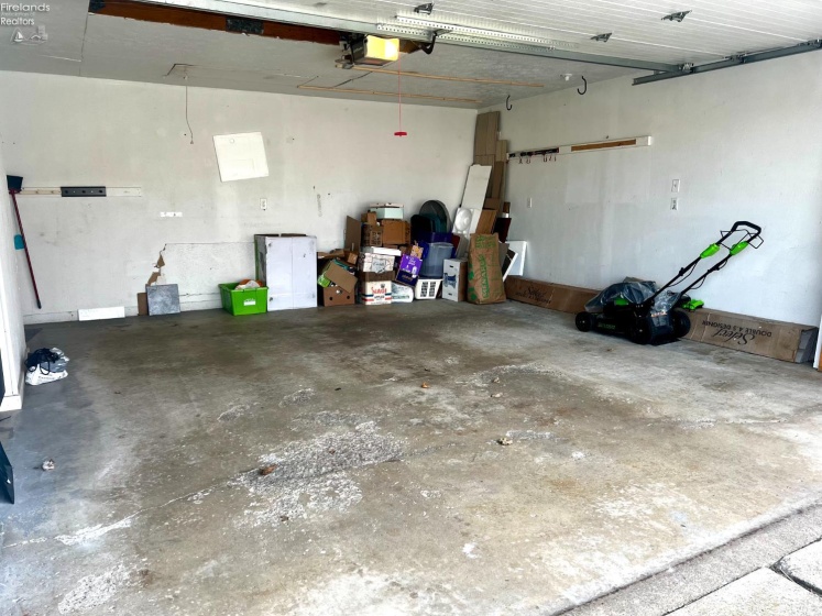 2912 Park Lane, Sandusky, 44870, 3 Bedrooms Bedrooms, ,2 BathroomsBathrooms,Residential,For Sale,Park,20260584