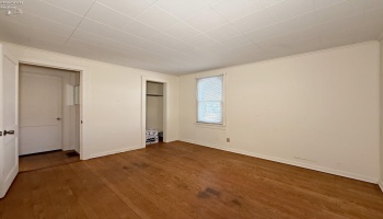 49 Second St, Tiffin, 44883, 3 Bedrooms Bedrooms, ,1 BathroomBathrooms,Residential,For Sale,Second St,20260583 49 Second St, Tiffin, 44883, 3 Bedrooms Bedrooms, ,1 BathroomBathrooms,Residential,For Sale,Second St,20260583