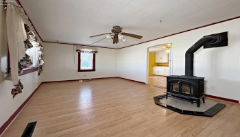 49 Second St, Tiffin, 44883, 3 Bedrooms Bedrooms, ,1 BathroomBathrooms,Residential,For Sale,Second St,20260583 49 Second St, Tiffin, 44883, 3 Bedrooms Bedrooms, ,1 BathroomBathrooms,Residential,For Sale,Second St,20260583